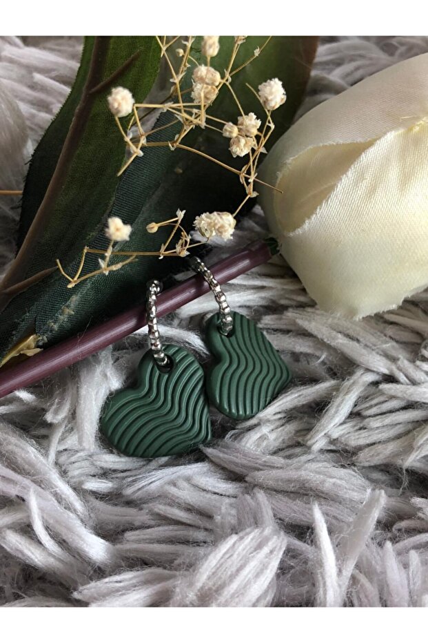 Matte Khaki Color Antiallergic Heart Earrings