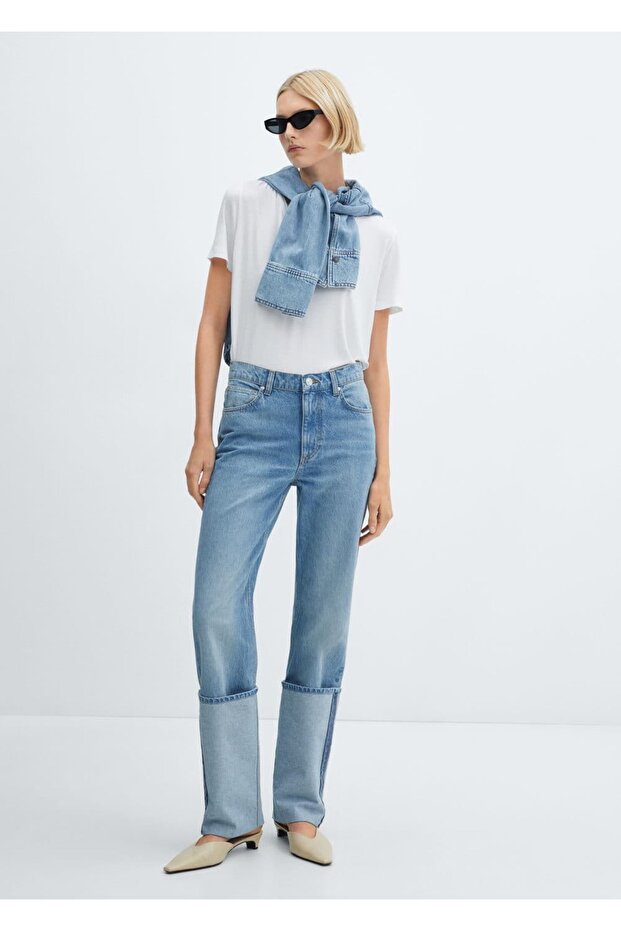 V yakalı tişört - 2