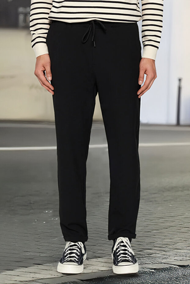 Siyah Beli Lastikli Slim Fit Duble Paça Kumaş Pantolon TMNAW21PL0107 - 1