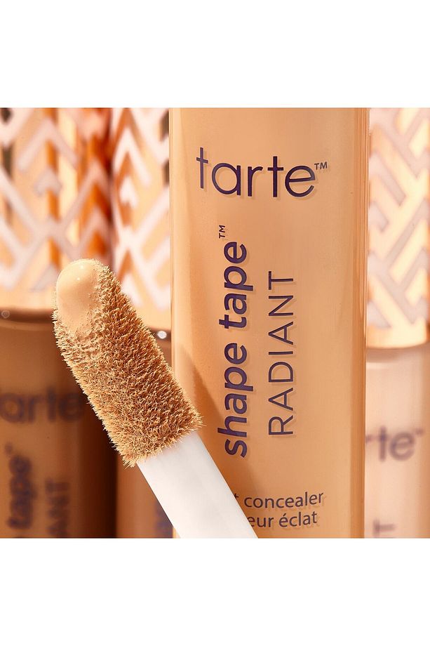 Shape Tape™ Radiant Concealer - Işıltılı Bitişli Daha Eşit Bir Cilt Sunan Kapatıcı 10ml - 4