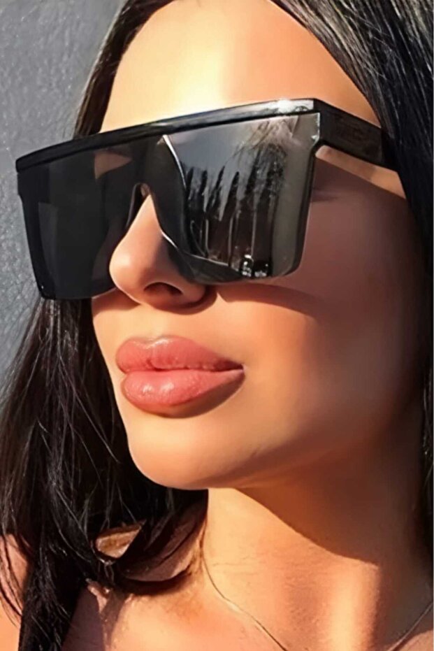 نظارة شمسية نسائية من فيونا