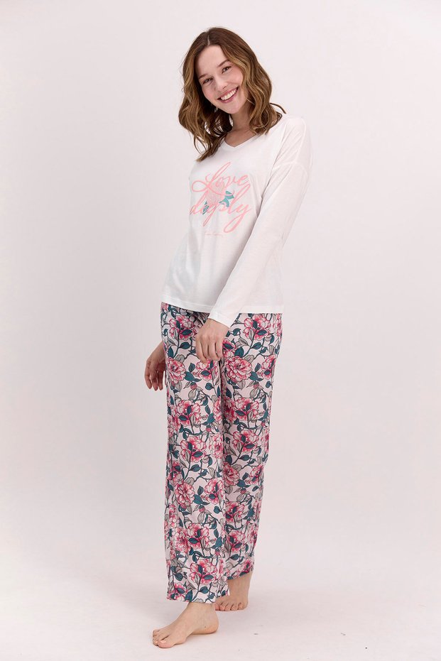 Love Deeply Cream Women's Pajama Set