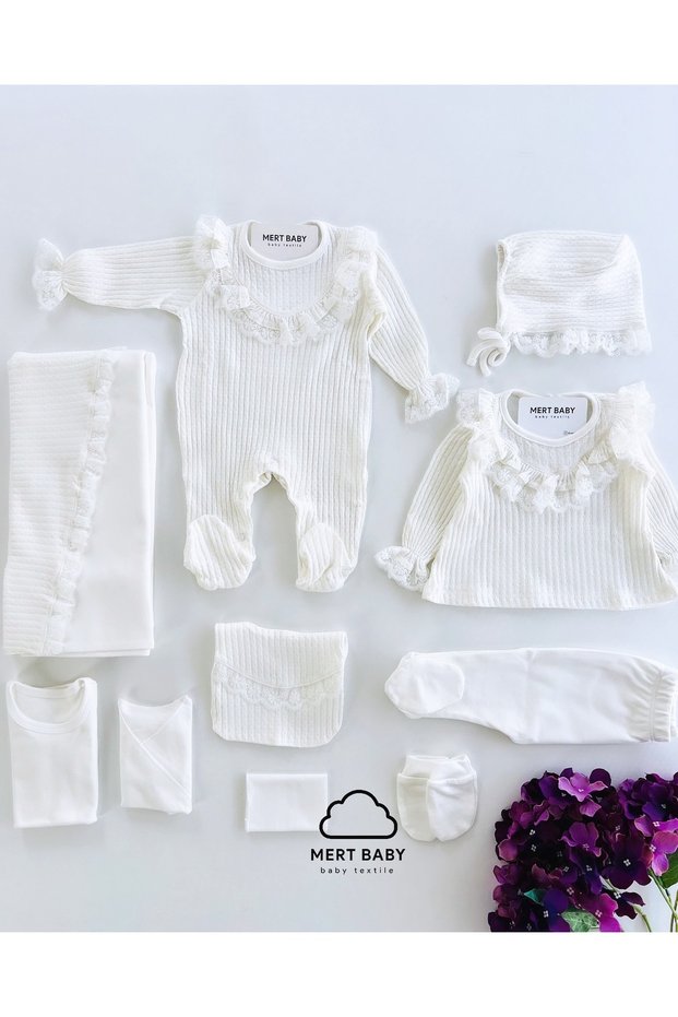 Sophie 10-Piece Organic Hospital Discharge Set 100% Cotton Newborn Baby Girl