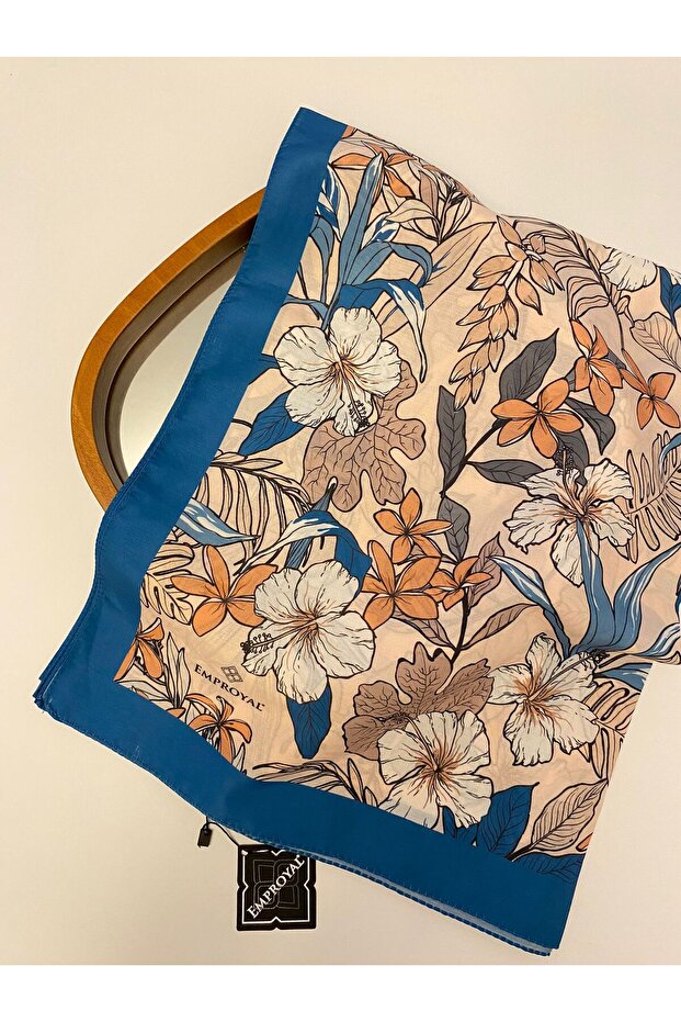 Proline Viola Patterned Shawl - 1