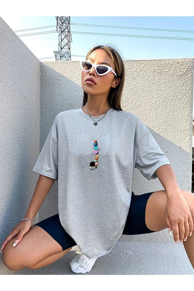 Planets Printed Women's Oversize Tshirt-