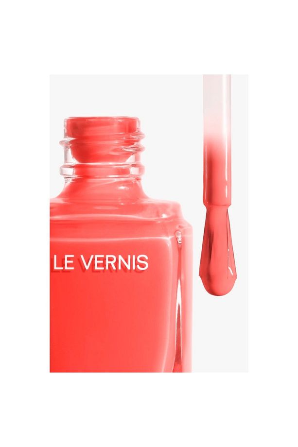 LE VERNIS-Eko-Seramidleri İle Zenginleştirilmiş Yoğun Pigmentli Ultra Parlak Bitişli Oje 13ML - 2