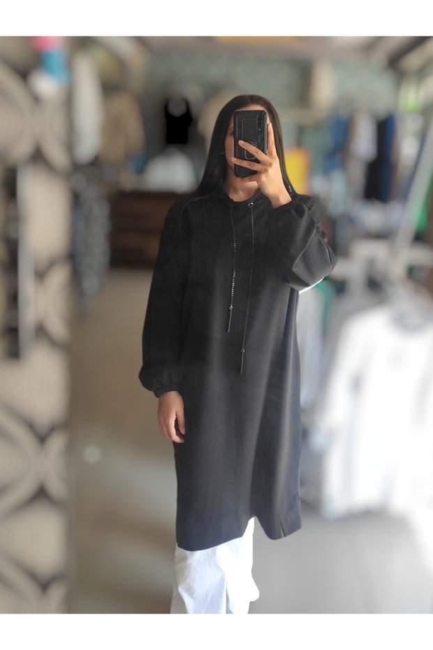Extra Long Chain Detail Black Mandarin Collar Transitional Tunic