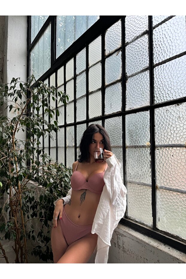 طقم حمالة صدر أساسية مع دعم خفيف - 6