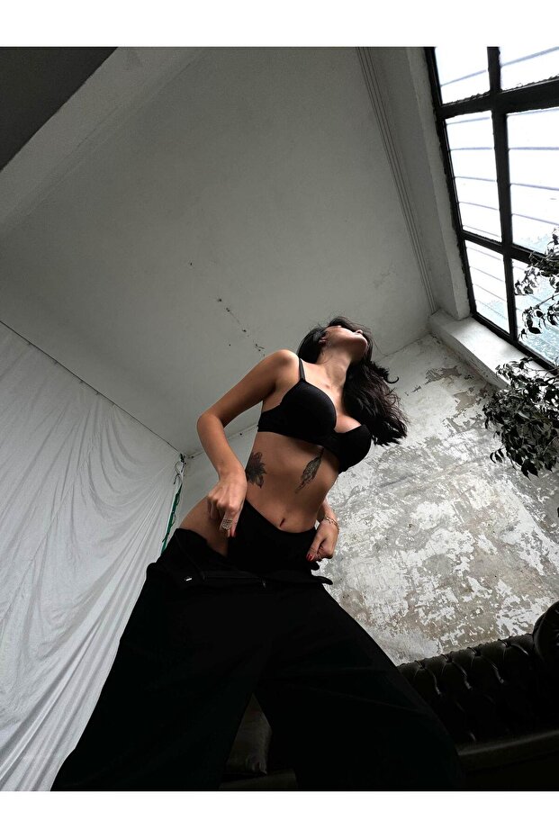 Light Supported and Twist Patterned Basic Bra Set - 2