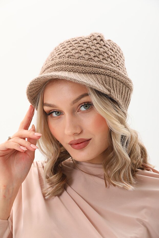 Siperli Çift Kat Bej Triko Örme Bere - 1