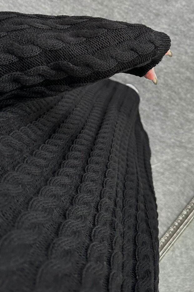 SİYAH OVERSİZE MODEL TRİKO ELBİSE - 2