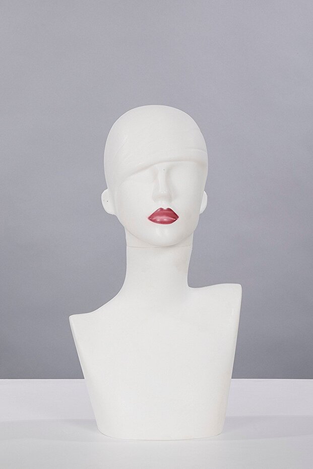 Kafa Manken, Büst Manken - 1