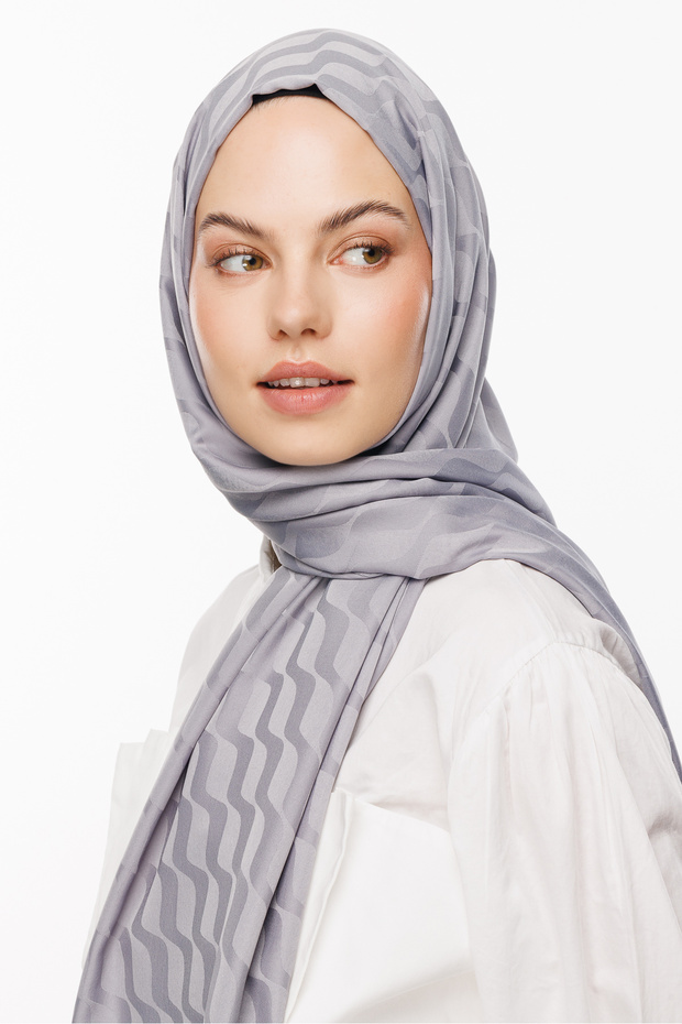 Wave Pattern Silky Jacquard Shawl Mineral Gray