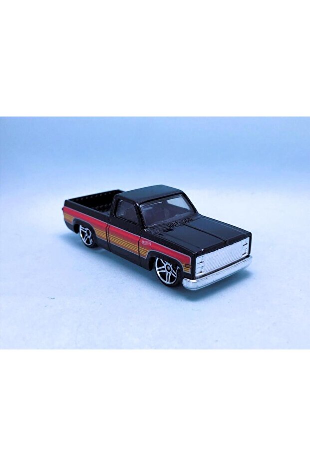 Single Cars 83 Chevy Silverado Hkj06