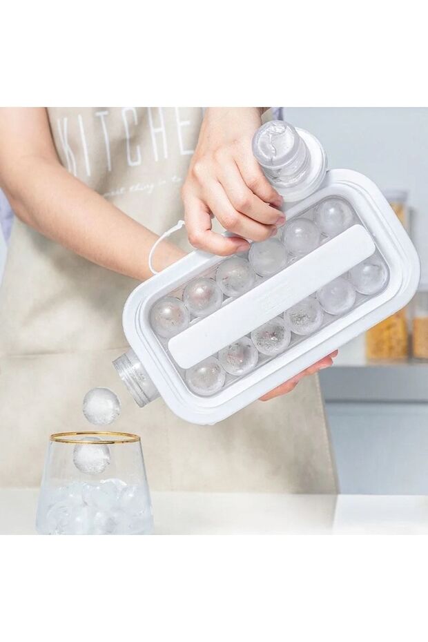 Portable Square Shape Ice Mold or Beverage Bottle 2 in 1 Ice Mold Maker Water Bottle Presentation Ice Tray - 3