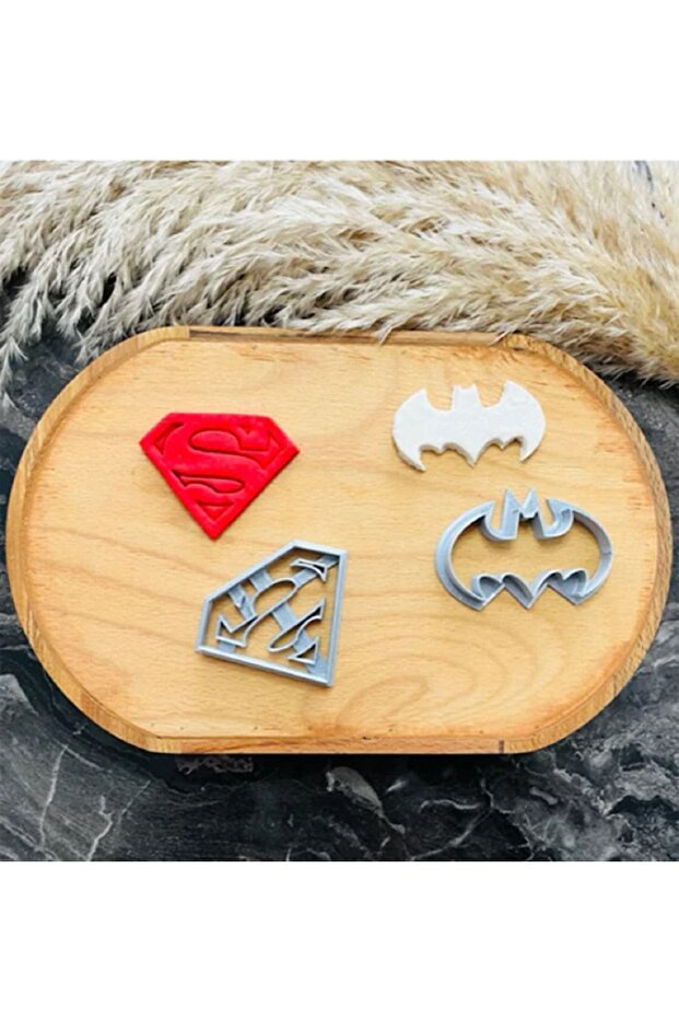 Bat and Superman Cookie Mold Set - 1