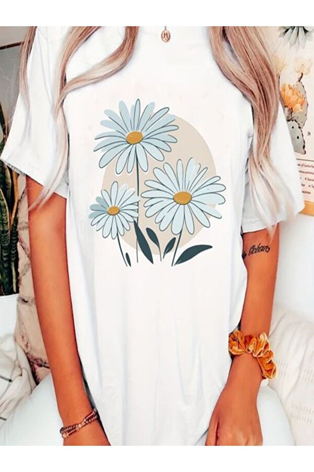 White Printed Oversize T-Shirt - Crew Neck, Short Sleeve