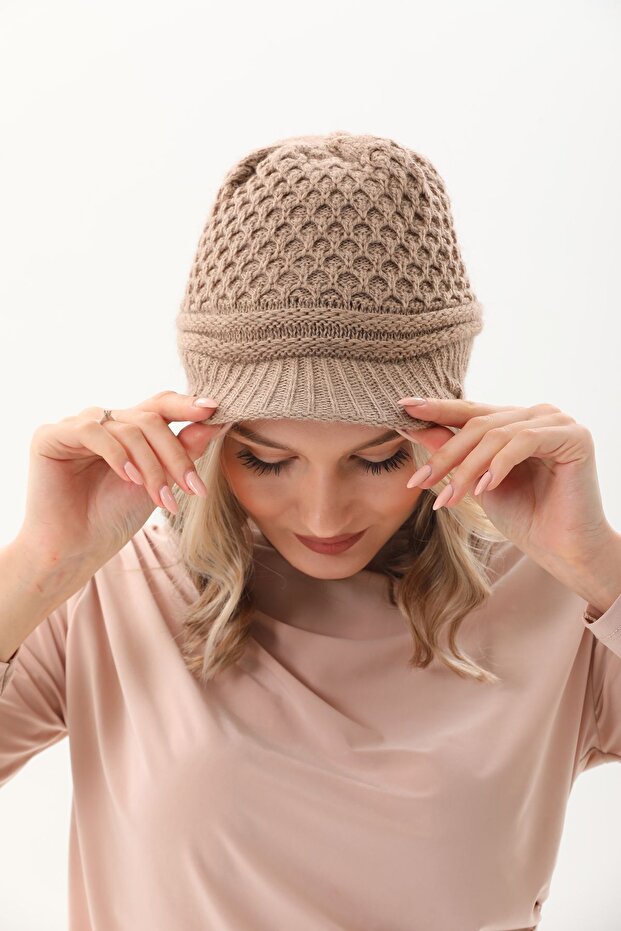 Siperli Çift Kat Bej Triko Örme Bere - 4