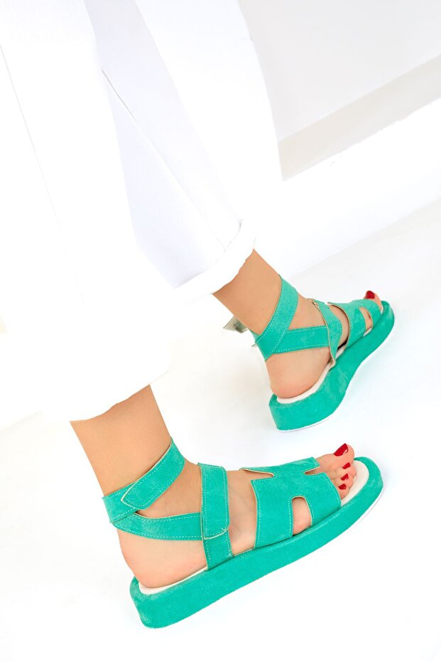 Зелені замшеві жіночі босоніжки 19265 Модель - 1