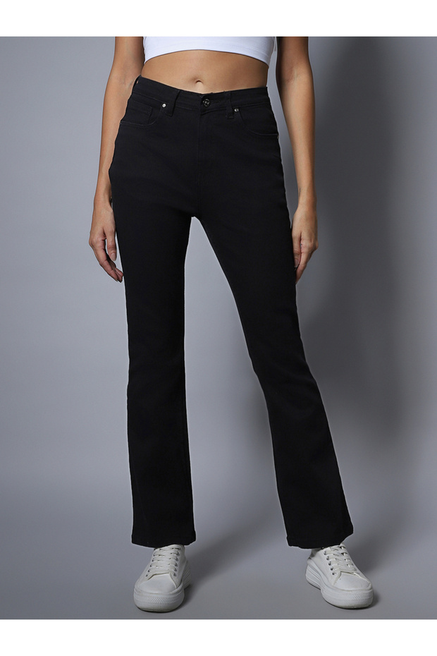 Solid Mid Rise Bootcut Jeans - 3
