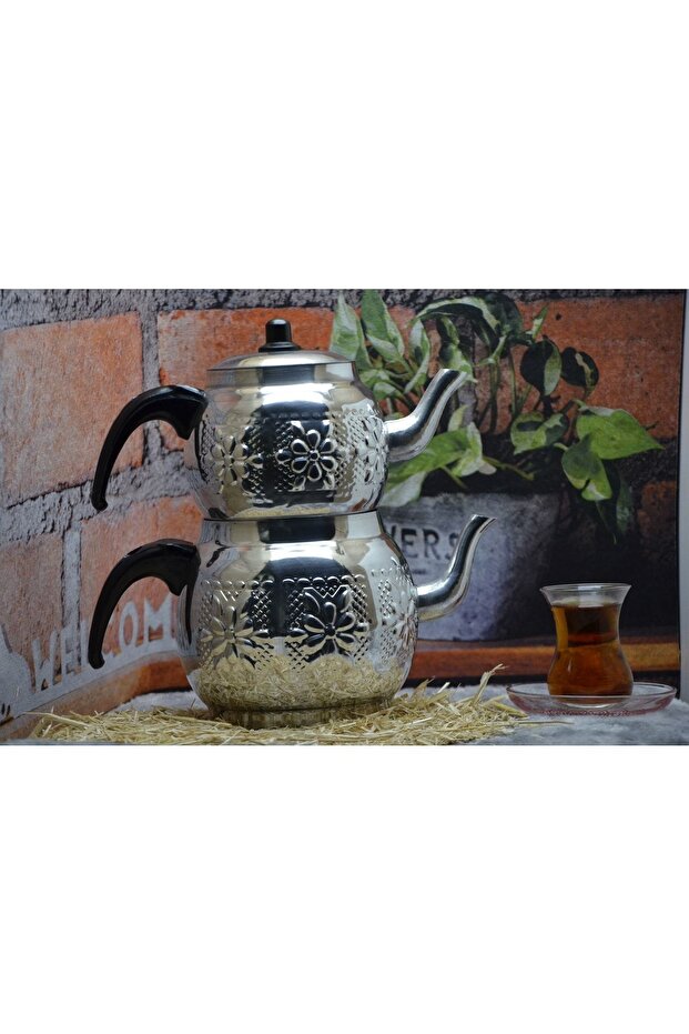 Aluminum Motif Patterned Teapot No:3 (1.7 Liters for 3 People)