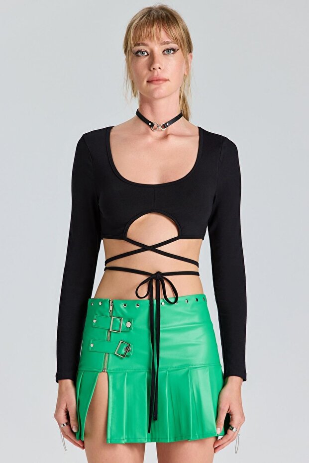 2699 Black Crop with Tie Waist
