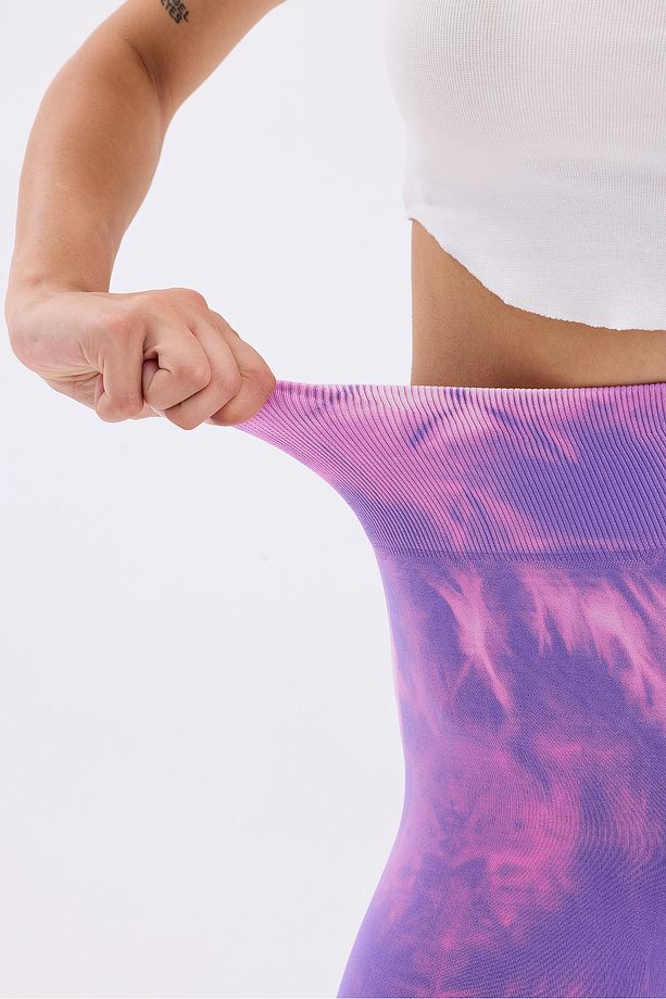 KADIN Dikişsiz Toparlayıcı Batik Şort / Push-Up Spor Şort - 7