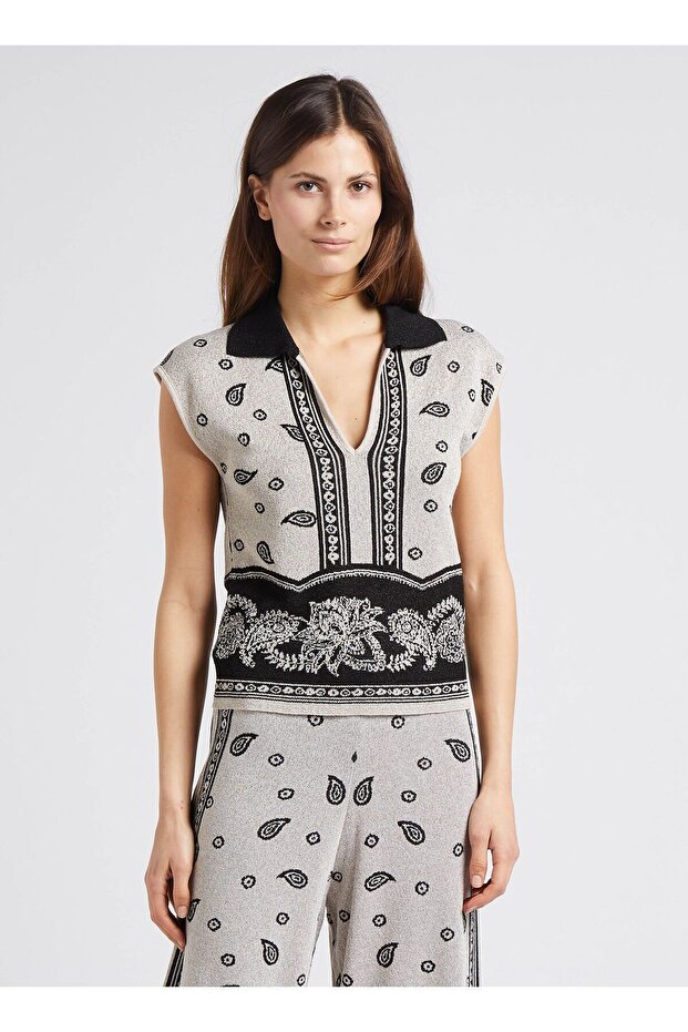 Women's Brand Logo Long Sleeve Comfortable Multi Color Sweater MA4236MA587-A4262 - 1