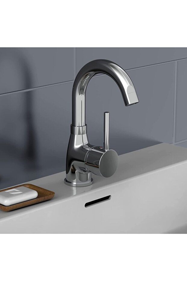 Chrome Body Kitchen Sink Faucet