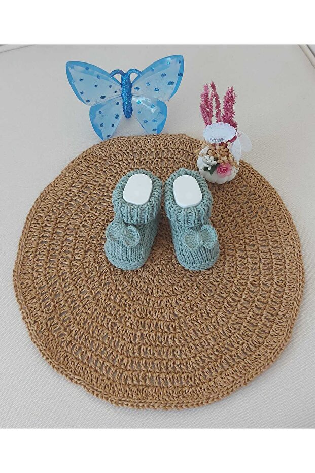 Green Newborn Gift Baby Hand Knitted Acrylic Wool Slippers with Bow for Birth Anniversary 0-6 Months