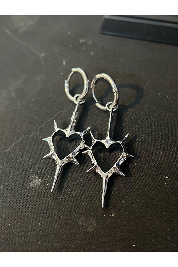 Heart Hanging Earrings with Thorns