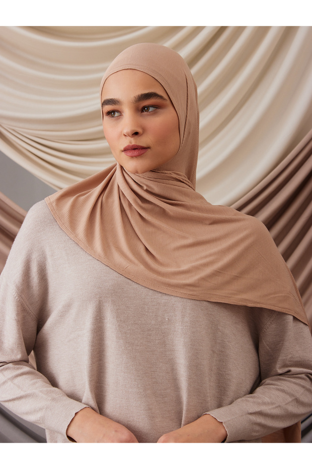 Practical Bamboo Ribbed Shawl | Color: Warm Mink | Dimensions: 180X70 cm | Hijab