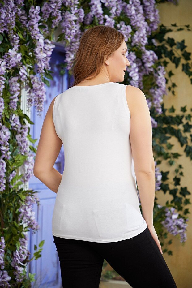 قميص داخلي أبيض مقاس كبير - 3