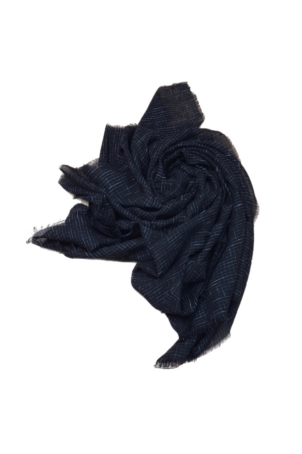 وشاح أسود منقوش مخطط - 1