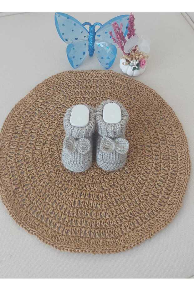 Gray Newborn Gift Baby Hand Knitted Acrylic Wool Slippers with Bow for Birth Anniversary 0-6 Months