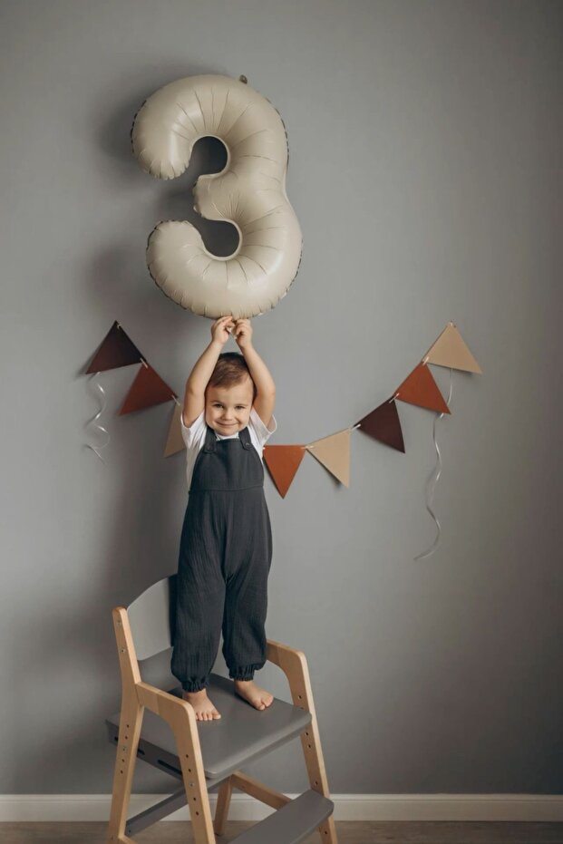 3 Year Old Themed Sea Sand Number Balloon and Coffee Triangle Flag 10 Pieces