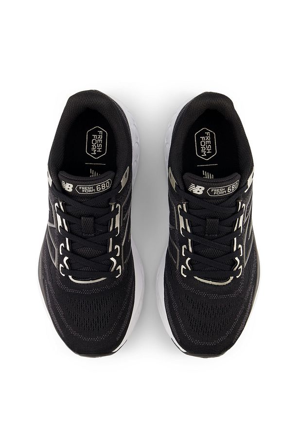 Fresh Foam 680 v8 Black Sneaker - 10