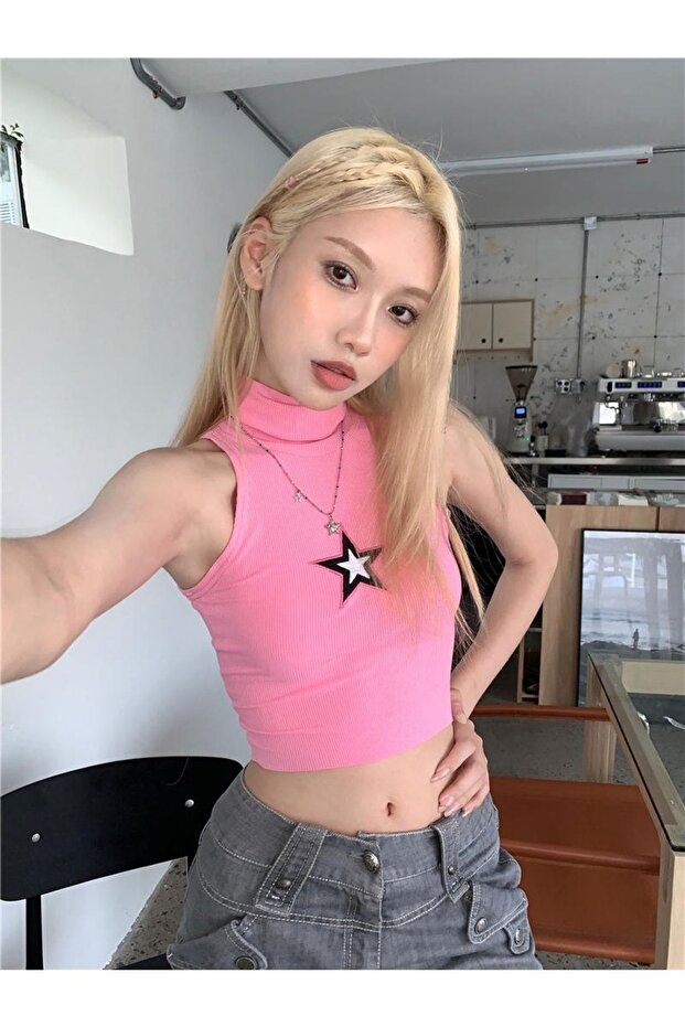 الياقة المدورة نمط نجمة الوردي المحاصيل - 1