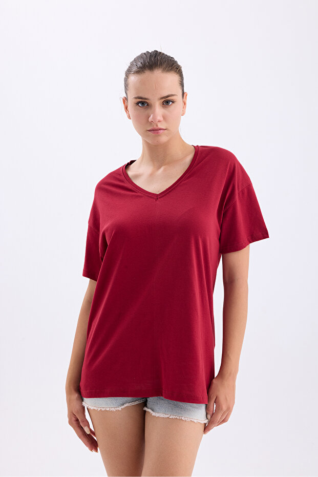 Unisex Oversize V-Neck Unprinted T-Shirt