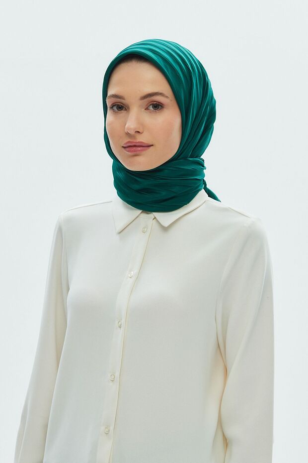 Pleated Rayon Scarf Series