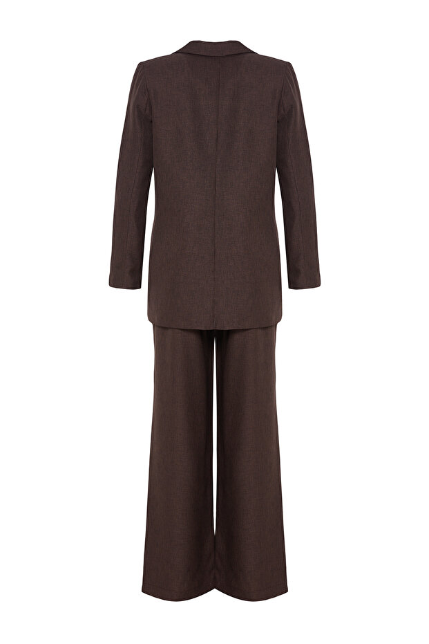 Marynarka i spodnie w brązowym kolorze z materiału przypominającego len, komplet TCTSS24US00079 - 8