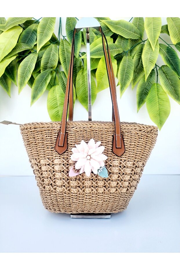 Women's Shoulder Bag with Work Flower Detail, Suitable for Daily Use