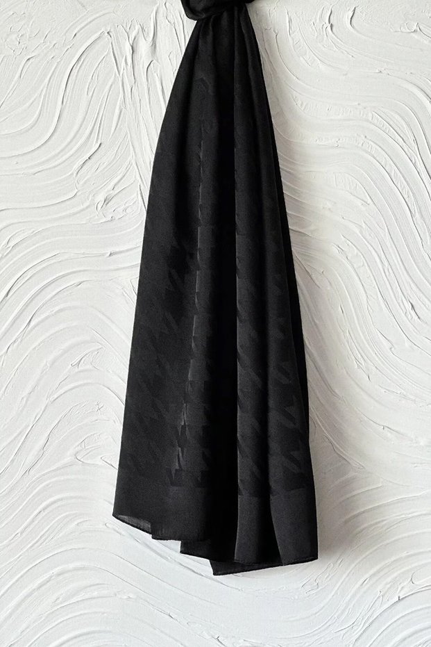 Italian Jacquard Houndstooth Pattern-black