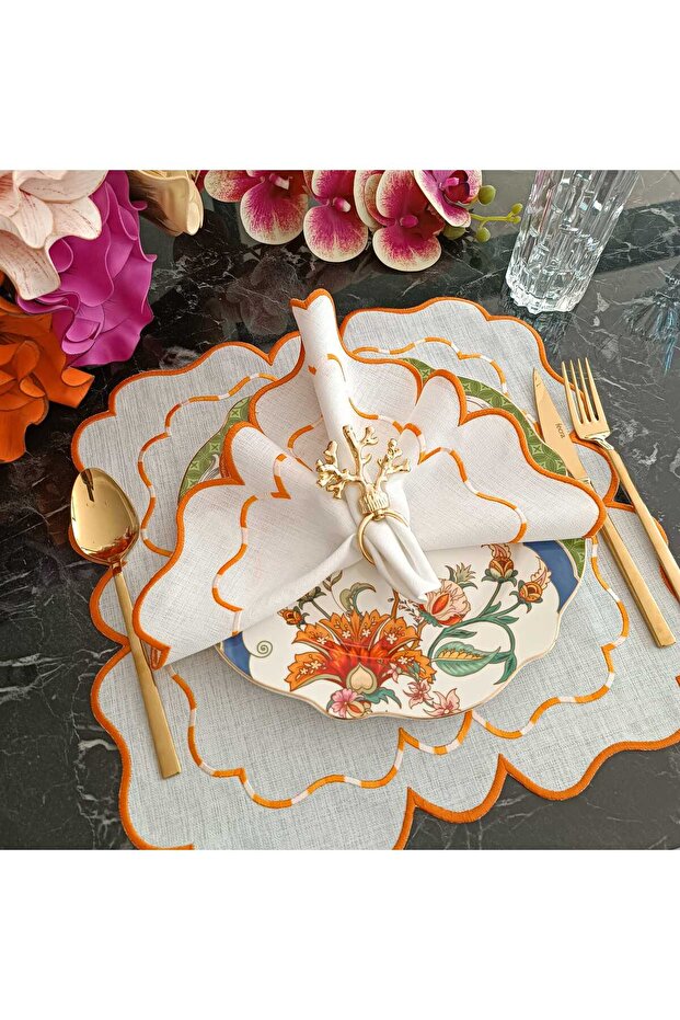 Orange and marbled orange detailed Placemat, 6 pieces, made of stain-resistant fabric.