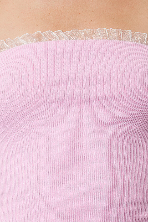 Pembe Fitilli Straplez Yaka Dokuma Garnili Vücuda Oturan Pamuklu Crop Örme Bluz TWOSS24BZ00361 - 3