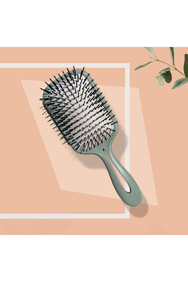 Wide-toothed wig comb