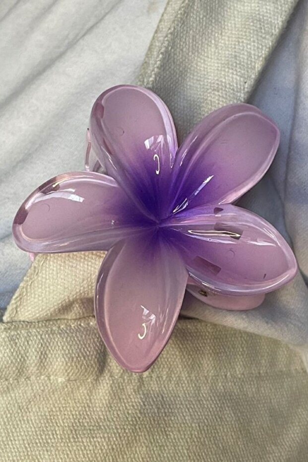 Flower Latch Buckle