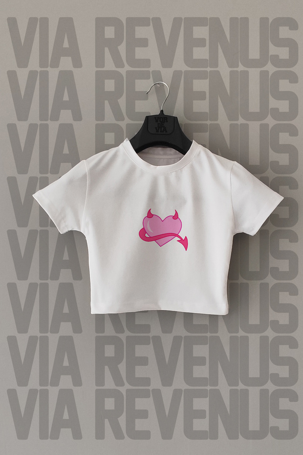 Heart Printed Slim Fit Crew Neck Lycra White Crop