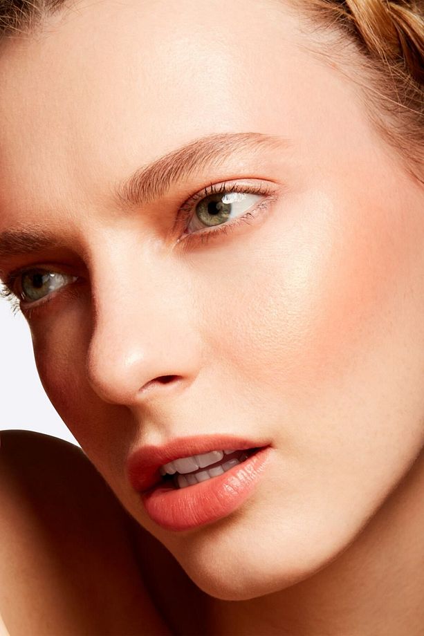 ILLUMİNATİNG-SHİNİNG EXTRA DİMENSİON BLUSH JUST A PİNCH BLUSH - 4 G PSSN3341 - 3