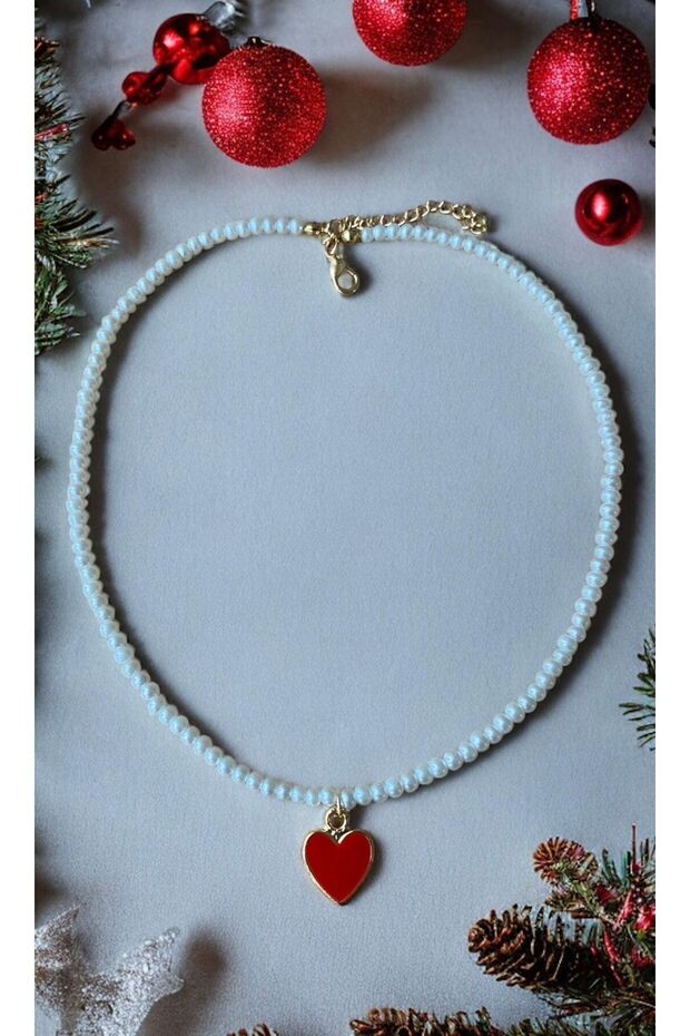 Red Heart Pendant Gold Detailed White Pearl Necklace